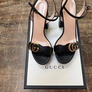 GUCCI GG Marmont Platform Sandal--Black Leather--EXCELLENT CONDITION